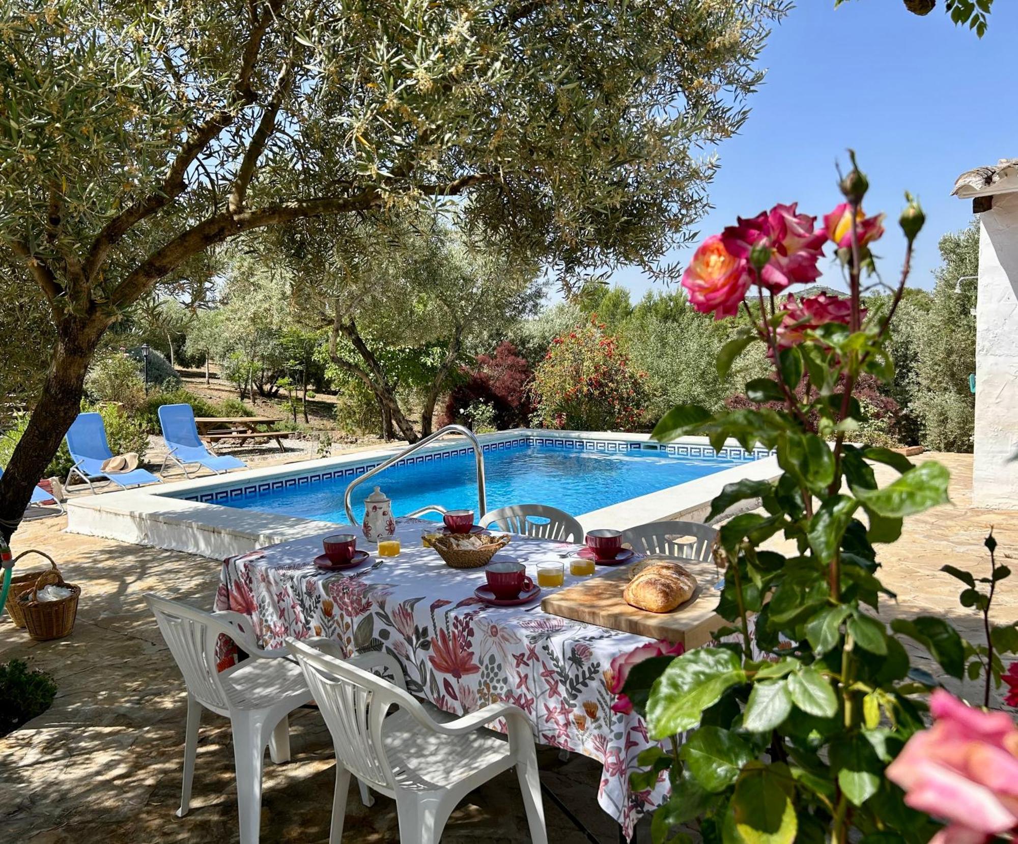 Villa La Mejorana Refugio Andaluz Con Piscina Entre Olivos à Villanueva de Tapia Extérieur photo